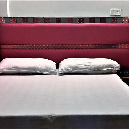 Hotel Kwality Нью-Делі Екстер'єр фото